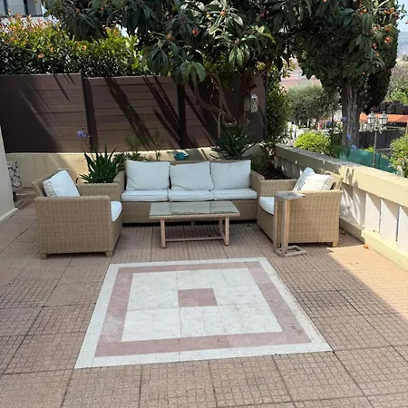 Magnifique Bas De Avec Terasse Et Jardin Jean Cap Ferrat Апартаменты Сен-Жан-Кап-Ферра
