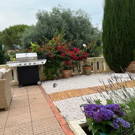 Magnifique Bas De Avec Terasse Et Jardin Jean Cap Ferrat *